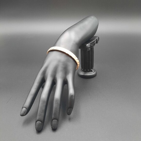 Vintage Monet Gold-Tone Etched‎ Bangle Bracelet - Picture 2 of 6